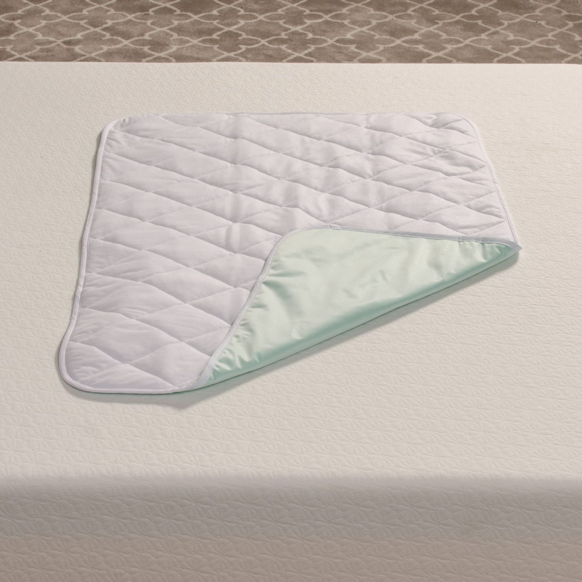 furniture-bed-pad-dmi-on-bed